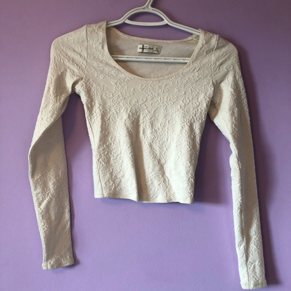 ๐ BNWT ABERCROMBIE long sleeve crop top - Picture 2 of 8